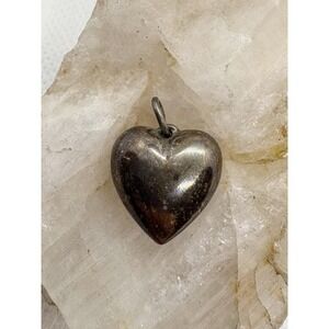 Vintage Sterling Silver Puffy‎ Heart Charm Pendant Love Token 1.93g Unmarked